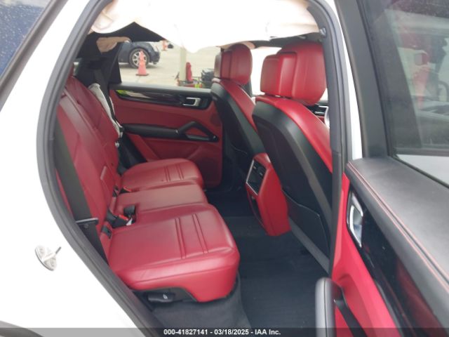 2023 PORSCHE CAYENNE WP1AA2AY0PDA06402 Photo 7