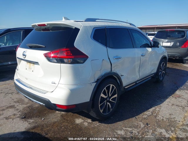 JN8AT2MT4JW469784 Nissan Rogue Sl
