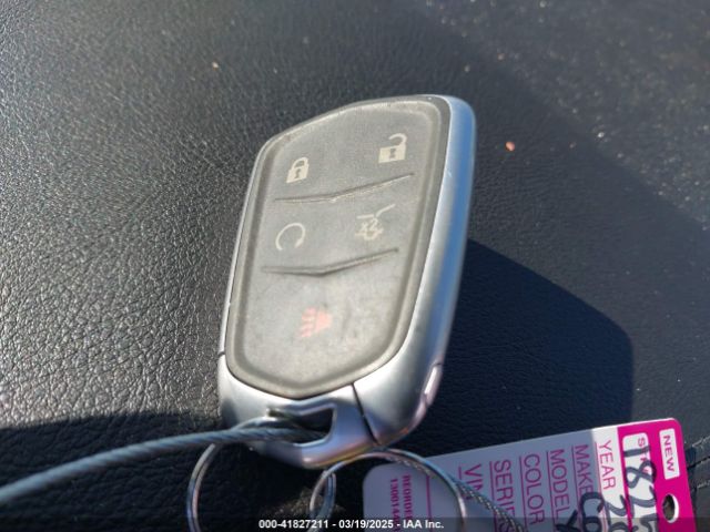 2021 CADILLAC XT5 1GYKNCR48MZ234688 Photo 10