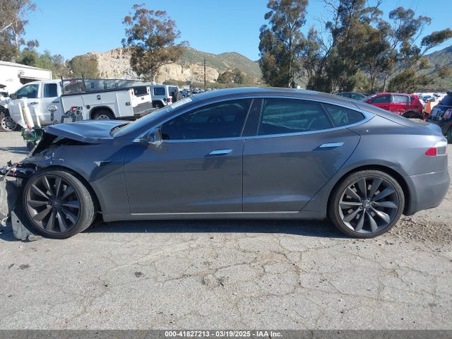 5YJSA1E14HF176334 Tesla Model S 60/75