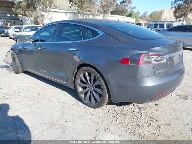 2017 TESLA MODEL S 5YJSA1E14HF176334 Photo 2