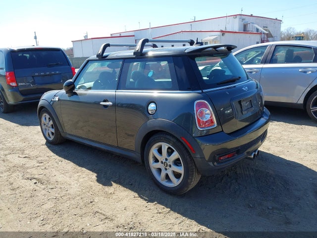 2012 MINI COOPER S WMWSV3C52CTY29297 Photo 2