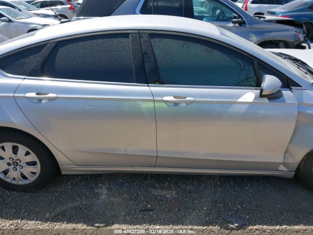 3FA6P0G71KR275393 Ford FUSION S