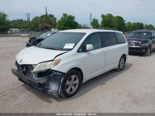 5TDKK3DC4ES417229 Toyota Sienna Le V6 8 Passenger