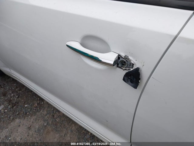 KNAGM4A75F5631762 KIA Optima Lx