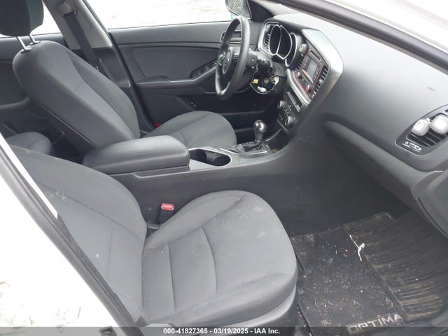 KNAGM4A75F5631762 KIA Optima Lx
