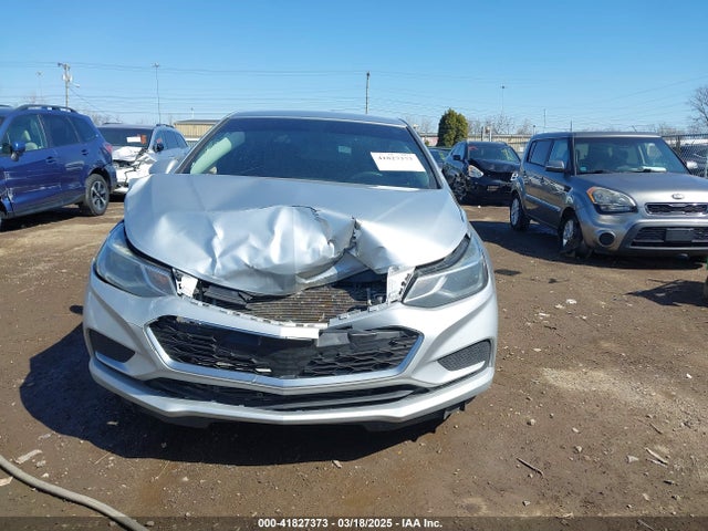 1G1BE5SMXH7264314 Chevrolet Cruze Lt Auto