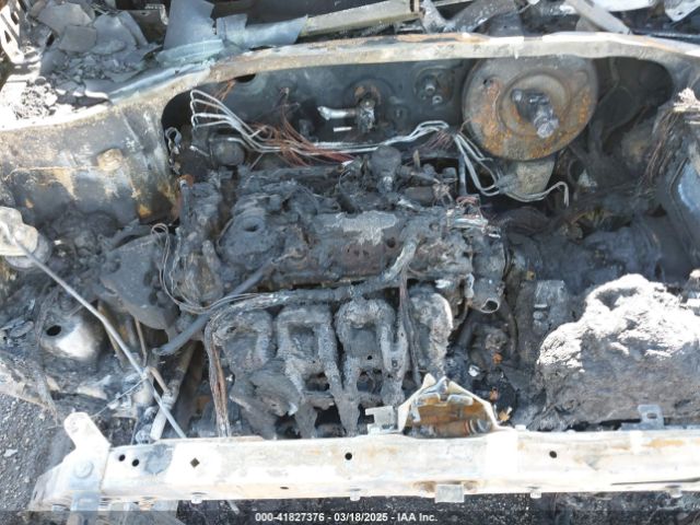 KNDPMCAC8K7605245 KIA Sportage Lx