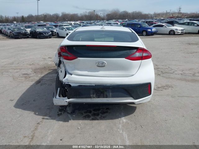KMHC75LC7HU028387 Hyundai Ioniq Hybrid Sel