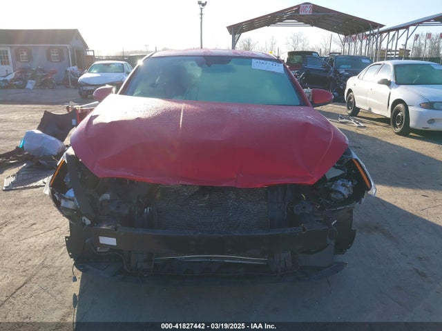 5NPD84LF8LH562835 Hyundai ELANTRA SEL