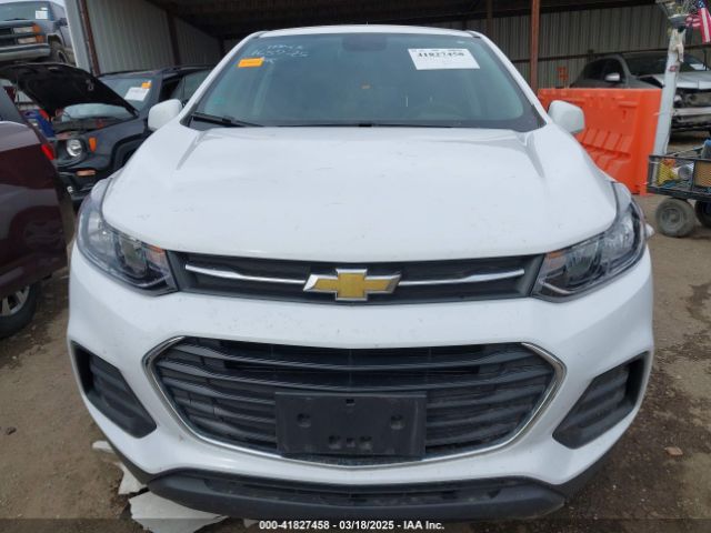 3GNCJKSB3LL327950 Chevrolet Trax Fwd Ls