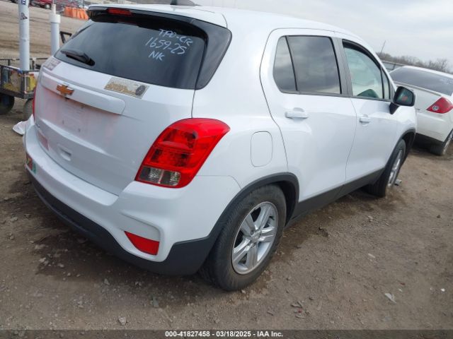 3GNCJKSB3LL327950 Chevrolet Trax Fwd Ls