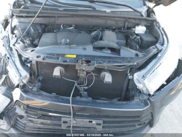 5TDJZRFH4HS382585 Toyota Highlander Se