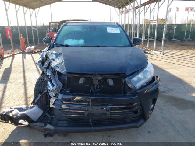 5TDJZRFH4HS382585 Toyota Highlander Se