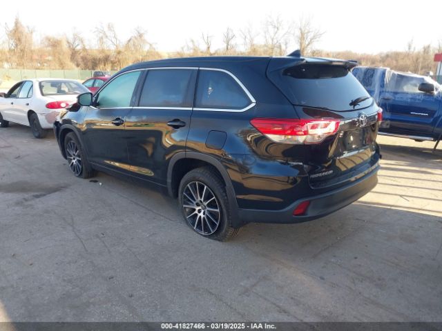 5TDJZRFH4HS382585 Toyota Highlander Se