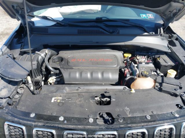 3C4NJDBBXHT624119 Jeep New Compass Latitude 4x4