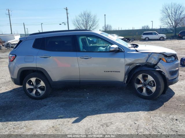 3C4NJDBBXHT624119 Jeep New Compass Latitude 4x4
