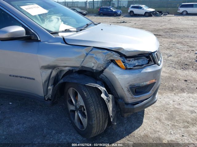 3C4NJDBBXHT624119 Jeep New Compass Latitude 4x4