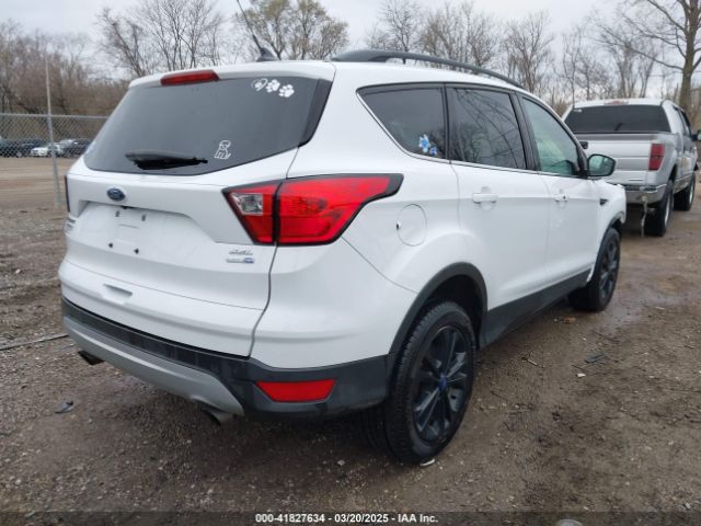 1FMCU9HD7KUB82929 Ford ESCAPE SEL