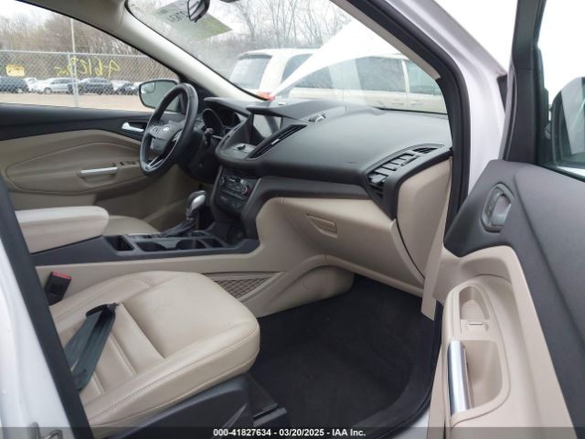 1FMCU9HD7KUB82929 Ford ESCAPE SEL