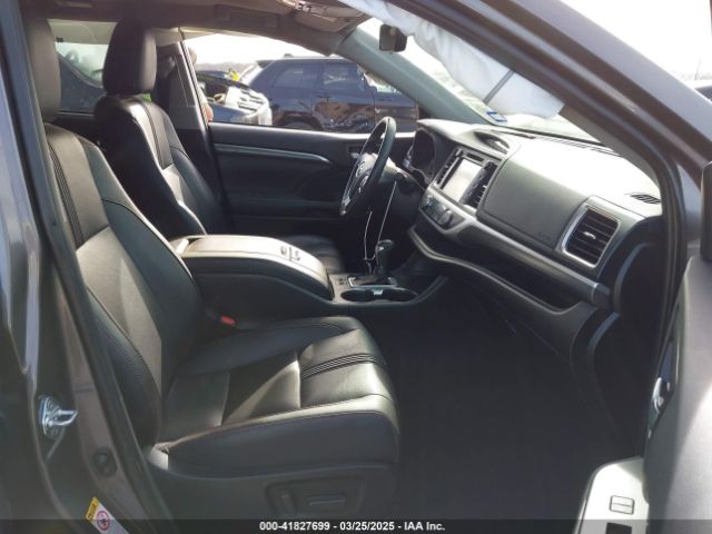 5TDKZRFH2KS313342 Toyota Highlander Se
