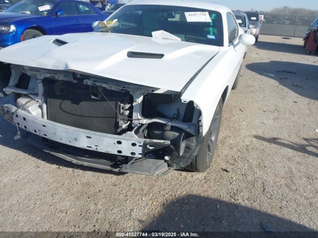 2C3CDZAG4FH774603 Dodge Challenger Sxt