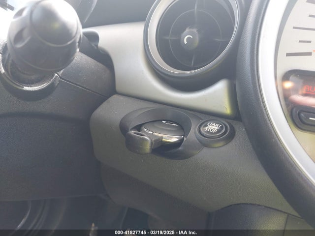 2011 MINI COOPER WMWSU3C57BT093992 Photo 10