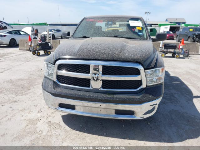 1C6RR6FG5NS149401 RAM 1500 Classic Tradesman  4x2 6'4 Box