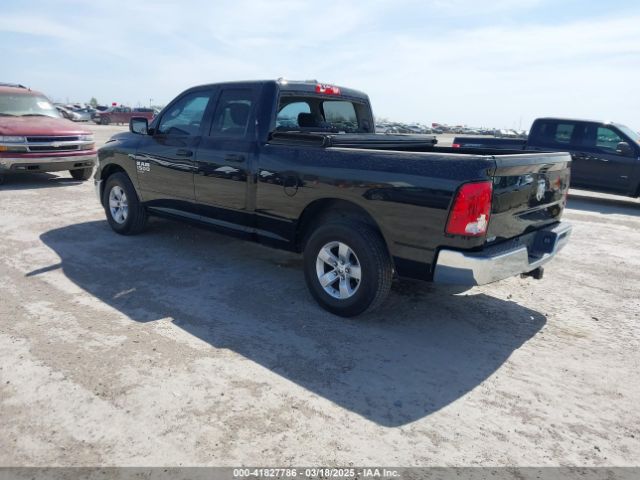 1C6RR6FG5NS149401 RAM 1500 Classic Tradesman  4x2 6'4 Box