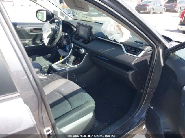 2T3H1RFV1MC165498 Toyota RAV4 LE