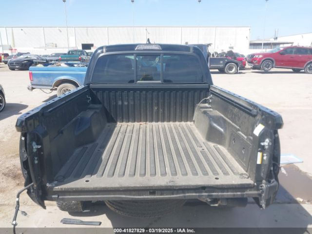 3TYAX5GN0NT057032 Toyota Tacoma Sr5