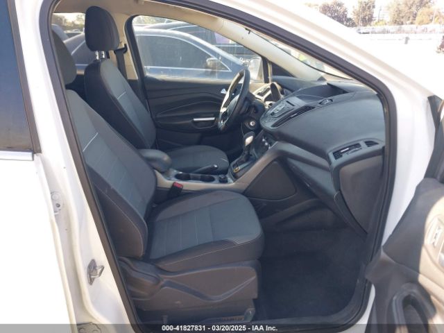 1FMCU0G91EUD52313 Ford ESCAPE SE