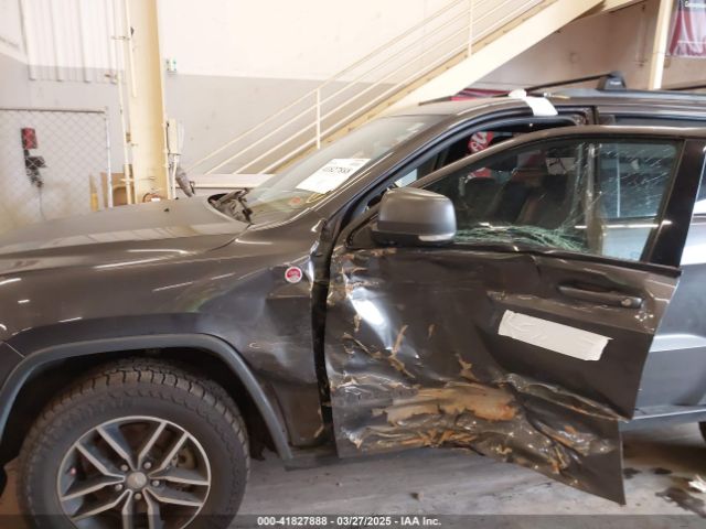 1C4RJFLTXJC361572 Jeep Grand Cherokee Trailhawk 4x4