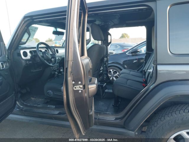 1C4HJXDG7MW583315 Jeep Wrangler Unlimited Islander 4x4