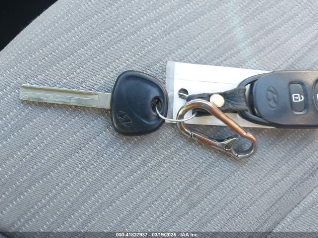 KMHCT5AE9HU300308 Hyundai ACCENT SE
