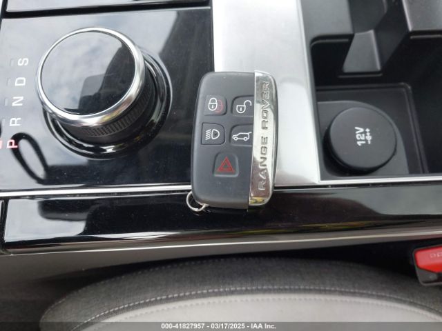 SALYL2EX8KA783134 Land Rover Range Rover Velar P250 R-dynamic Se