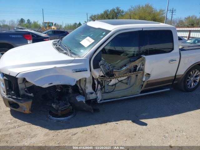1FTEW1CG0FKE70500 Ford F-150 Lariat
