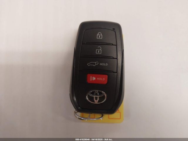 5TDAAAA55RS013662 Toyota Grand Highlander Xle