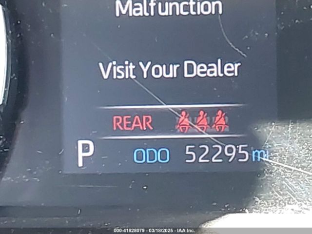 2T3K1RFVXMW137445 Toyota RAV4 LE