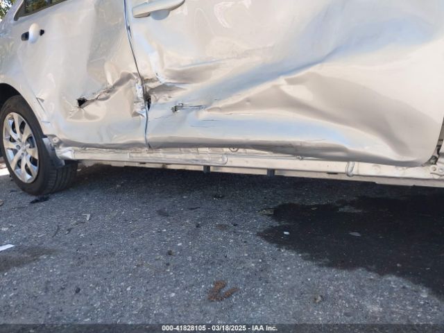 5YFB4MDE9SP240814 Toyota COROLLA LE