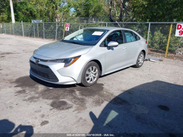 5YFB4MDE9SP240814 Toyota COROLLA LE