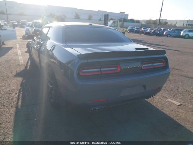 2C3CDZAG8KH521410 Dodge Challenger Sxt