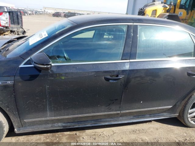 1VWDT7A35HC085418 Volkswagen Passat 1.8t R-line
