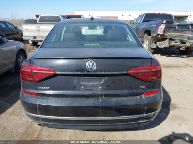 1VWDT7A35HC085418 Volkswagen Passat 1.8t R-line