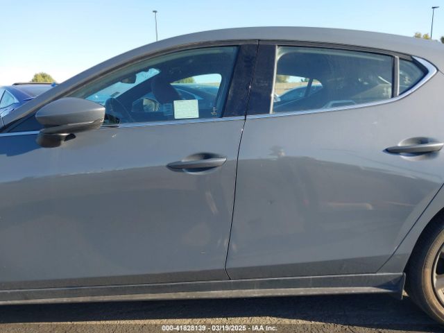 JM1BPAML4N1521836 Mazda Mazda3 Premium