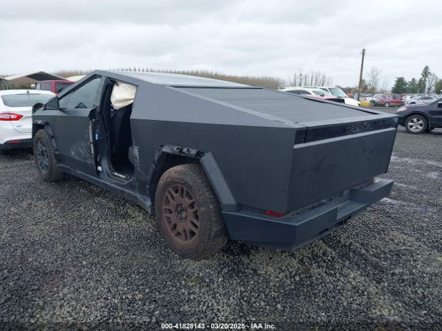 7G2CEHED0RA043898 Tesla Cybertruck All-wheel Drive