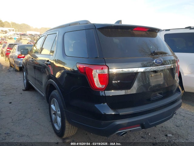 Ford EXPLORER XLT 2018 1FM5K7D85JGB03556 Image 3