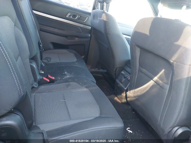 Ford EXPLORER XLT 2018 1FM5K7D85JGB03556 Image 8