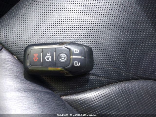 5LMTJ2AH8FUJ23341 Lincoln MKC