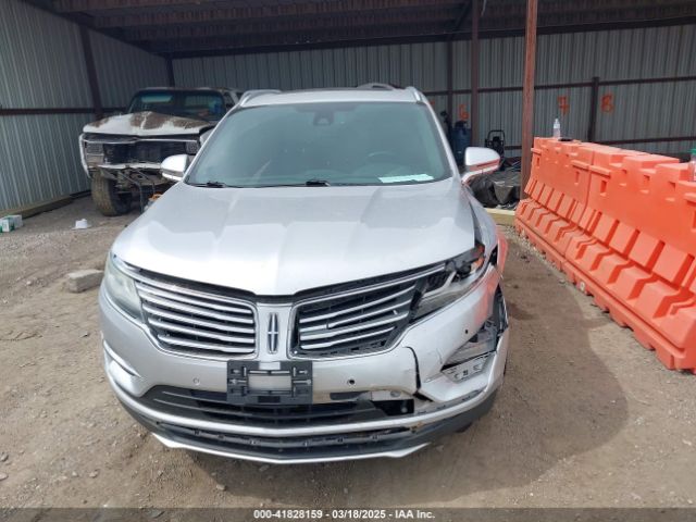 5LMTJ2AH8FUJ23341 Lincoln MKC